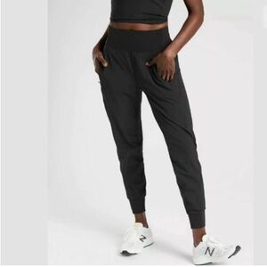 Athleta Distance Jogger - Black Lightweight Dobby Fabric - XS - Zip Pockets